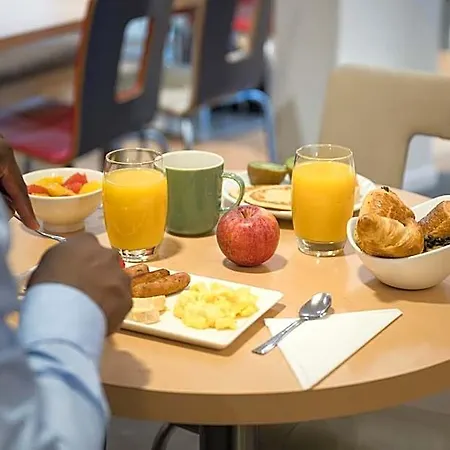 Ibis Gare De Lyon Reuilly Hotel 3*